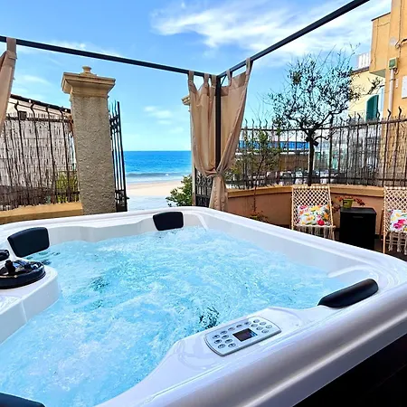 Appartamento Zahara - Idromassaggio Privato & Free Parking Alassio